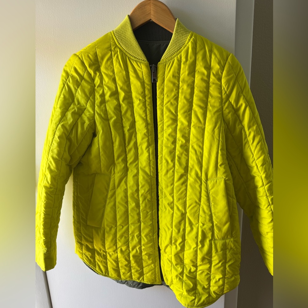 Banana Republic Neon Yellow Reverse Olive Green Quilted Puffer Jacket